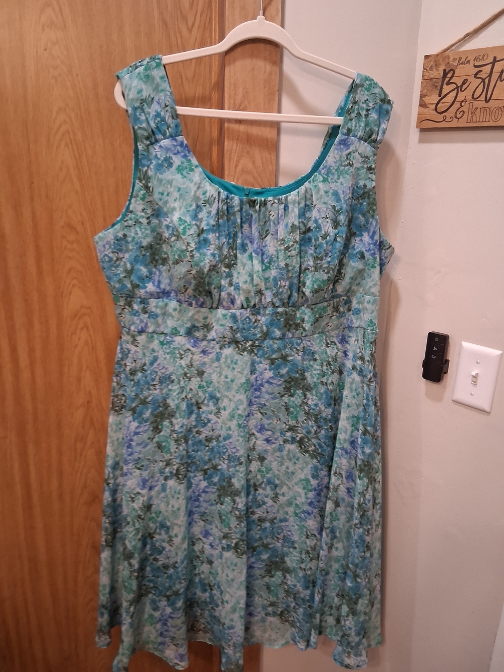 Roz & Ali Teal and Blue Floral Pleated Waist Midi Dress